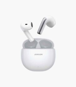 Apple Airpods Pro (2nd Gen) with MagSafe Charging Case